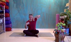 Gentle Yoga - Shoulders to Hips